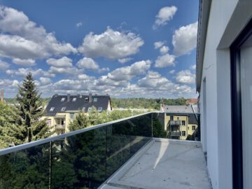 Exklusiv: Barrierefreie Dachgeschoss-Wohnung über den Dächern von Chemnitz-Kappel - Süd-West Balkon