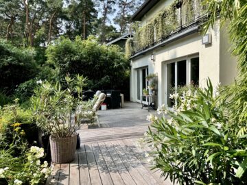 A+ Unikat! Große Familienvilla in ruhiger gefragter Lage mit parkähnlichem Garten! - Sonnendeck