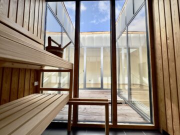 Erstbezug nach Sanierung: Charmantes Loft mit Industriecharakter im Hinterhaus - Leipzig Zentrum - Sauna mit Blick Atrium